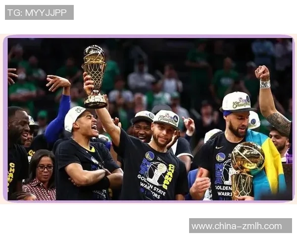 勇士足球球星带领球队征战赛季巅峰 力争创历史新辉煌